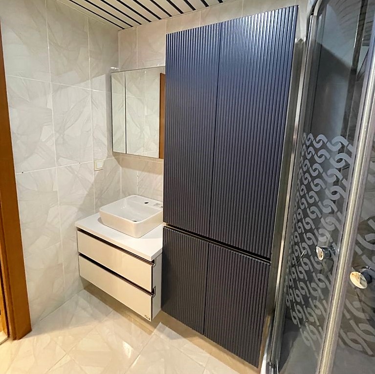 Banyo Dolabı